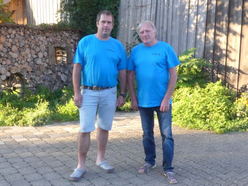 Anton Mayer und Stefan Mayer, Bühnenbau-Team des Theatervereins Benningen